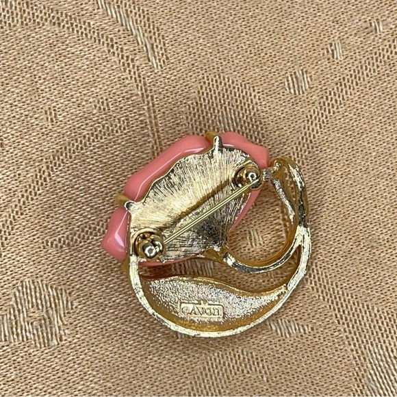 VINTAGE AVON GOLD CORAL BROOCH PIN FLORAL FLOWER - Picture 5 of 7
